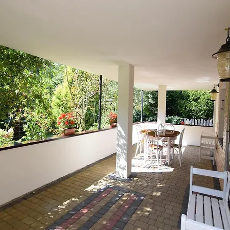 Large With Private Garden Vakantiehuis Kopalino