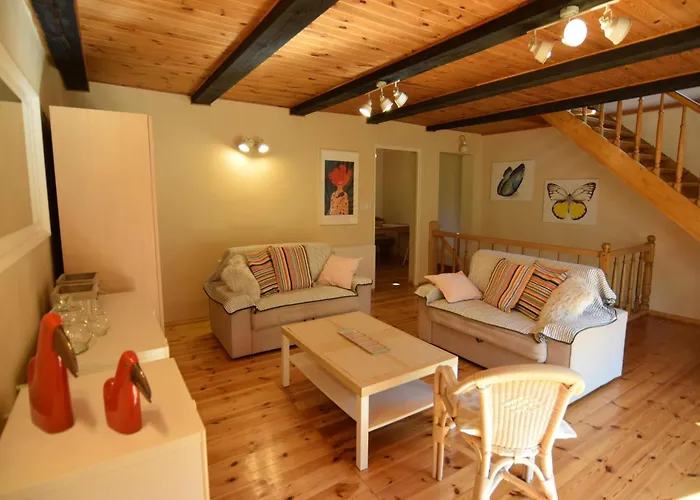 Large With Private Garden * 科帕利诺